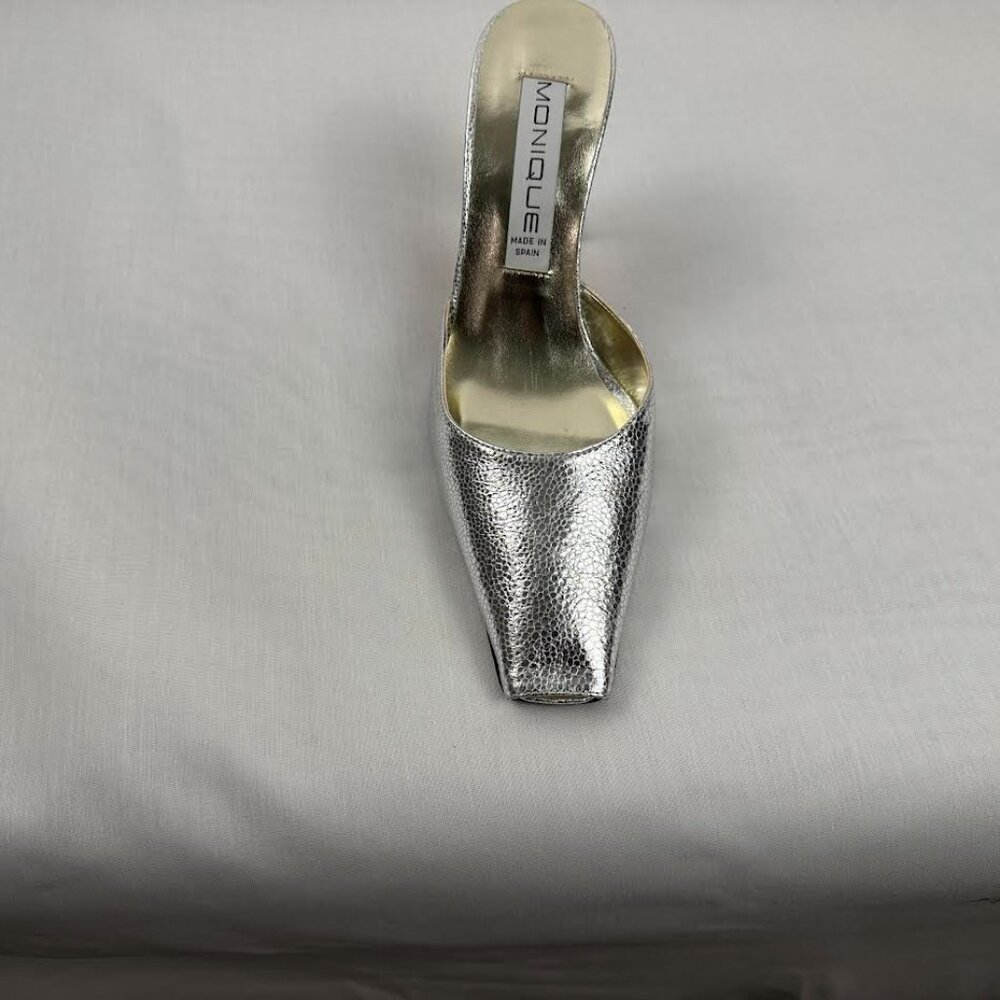 Monique - Women Slide Size 9.5